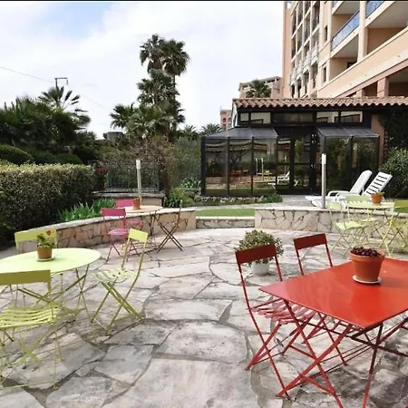 In Riva Al Mare A Appartement Cannes