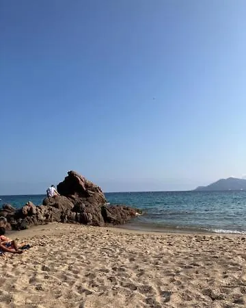 In Riva Al Mare A * カンヌ